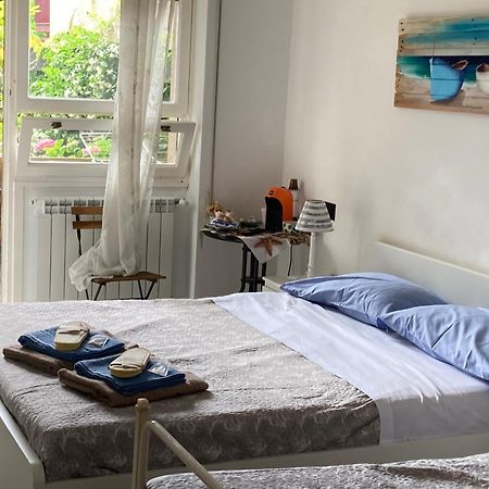 Guest House Berzefi แบร์เจจจี ภายนอก รูปภาพ