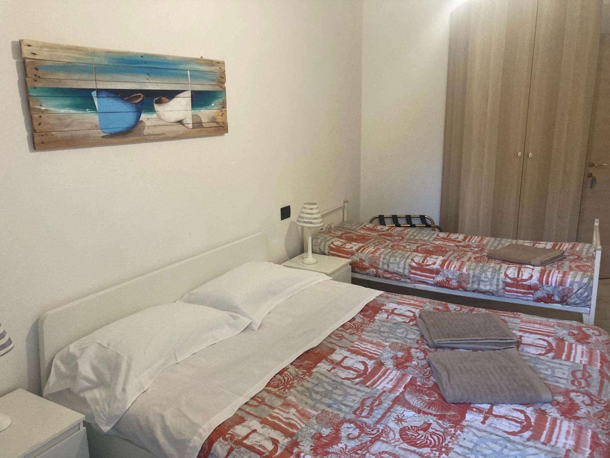 Guest House Berzefi แบร์เจจจี ภายนอก รูปภาพ