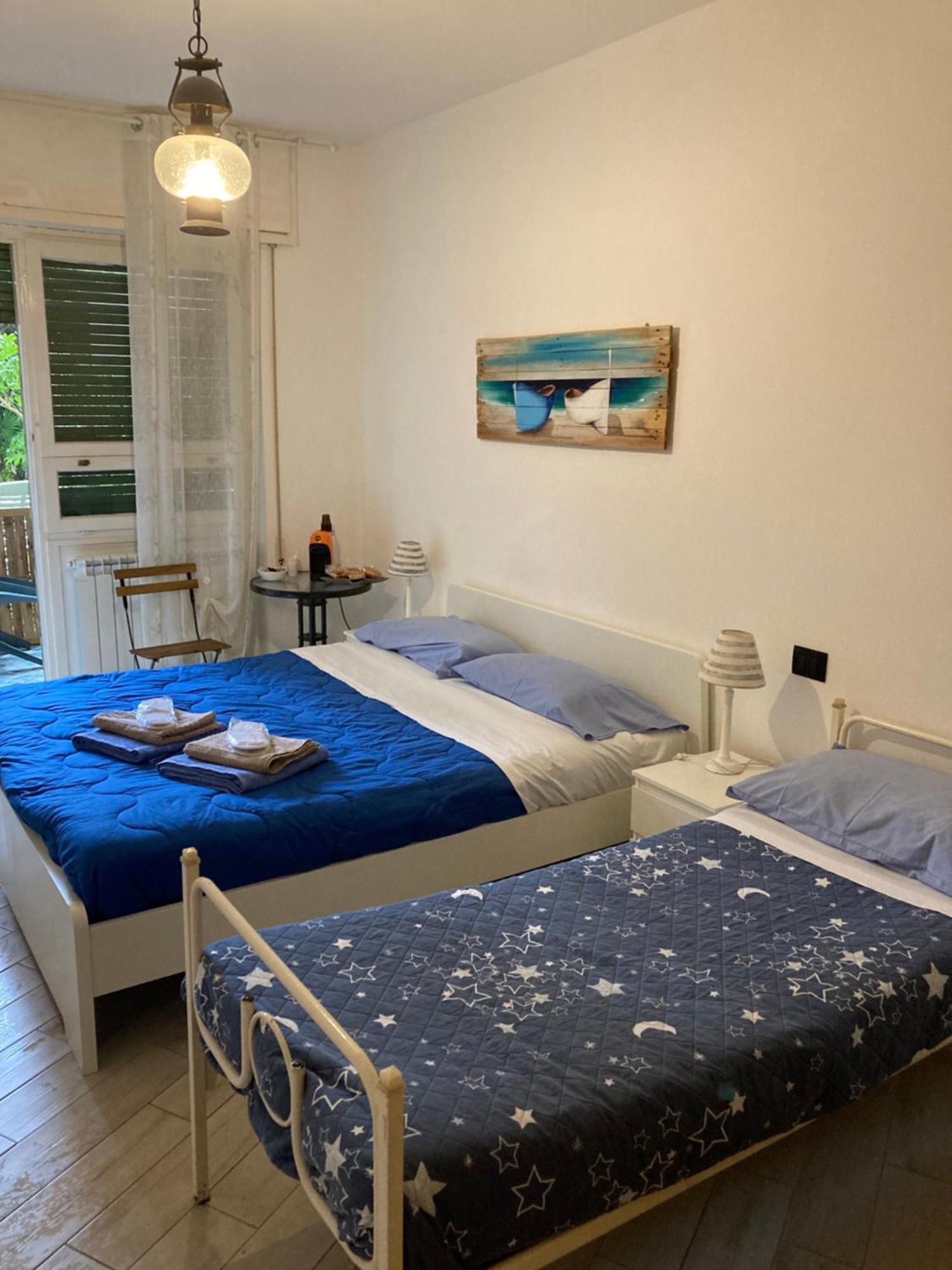 Guest House Berzefi แบร์เจจจี ภายนอก รูปภาพ