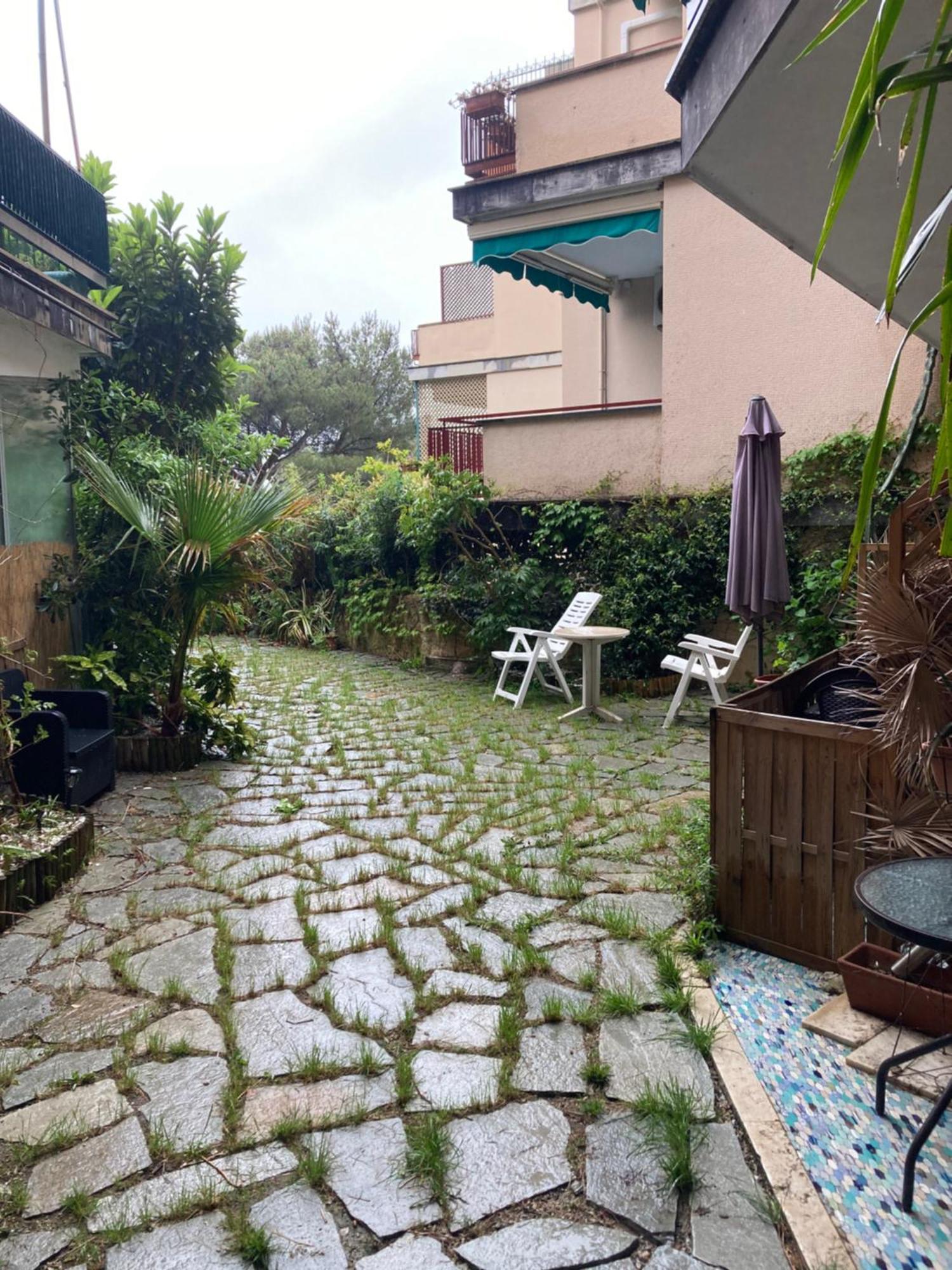 Guest House Berzefi แบร์เจจจี ภายนอก รูปภาพ