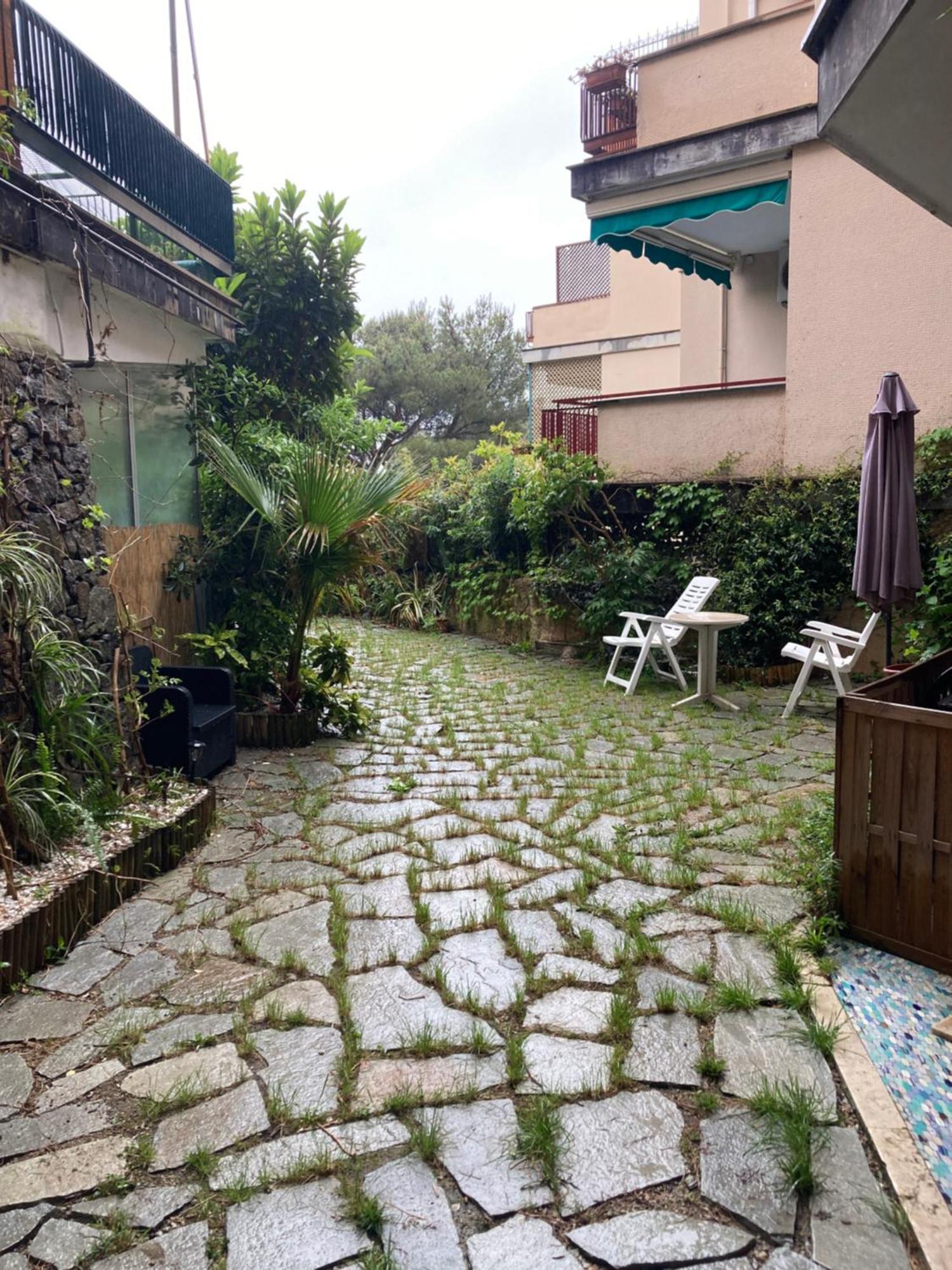 Guest House Berzefi แบร์เจจจี ภายนอก รูปภาพ